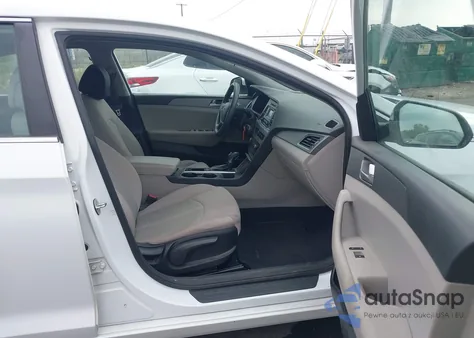 2015 Hyundai Sonata Se z USA, uszkodzony, nr VIN 5NPE24AF7FH155540